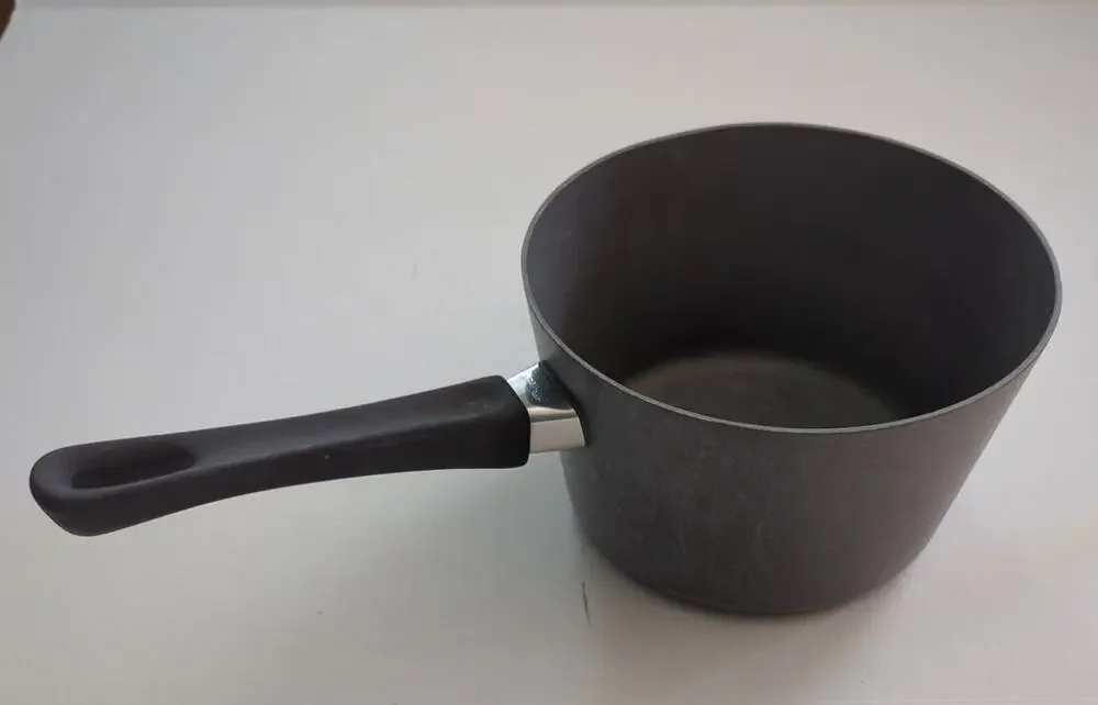 Scanpan 1999 Titanium Pyrolux Non-Stick 2.5 Qt Pot Sauce Pan Graniteware Denmark